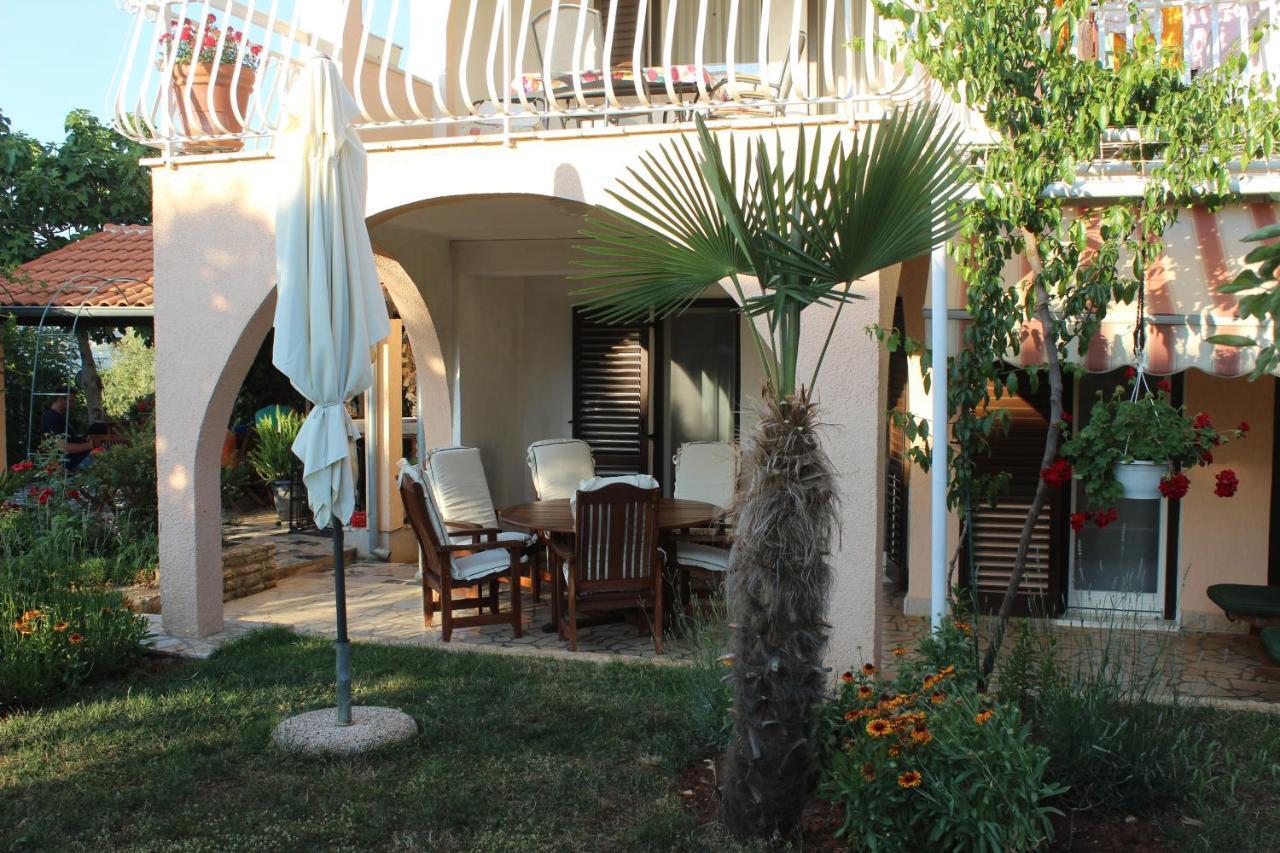 Apartment Steblaj Pula Exterior foto